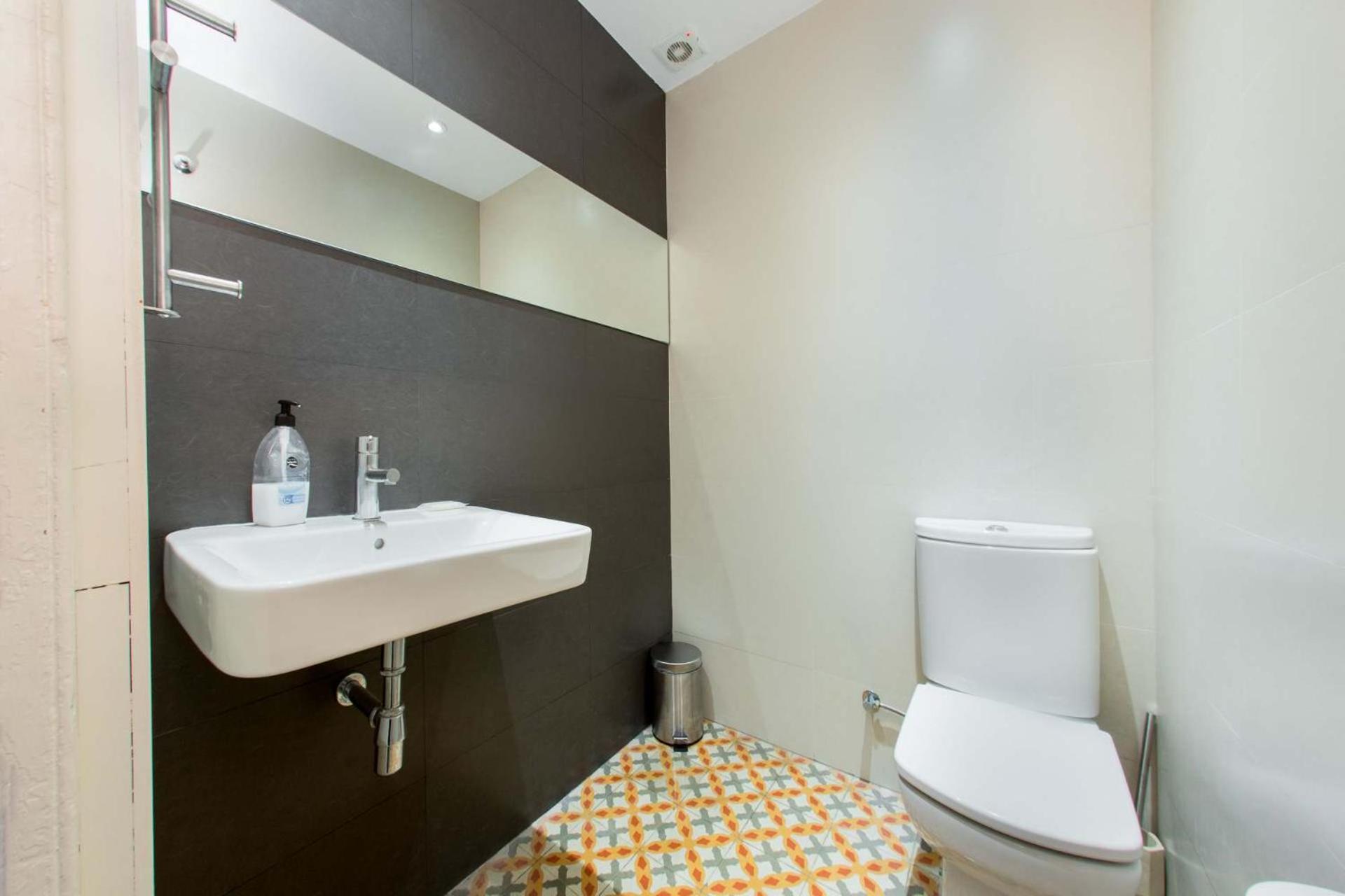 Apartment 4bedroom With Balcony In Ramblas 1 1 Barcelona