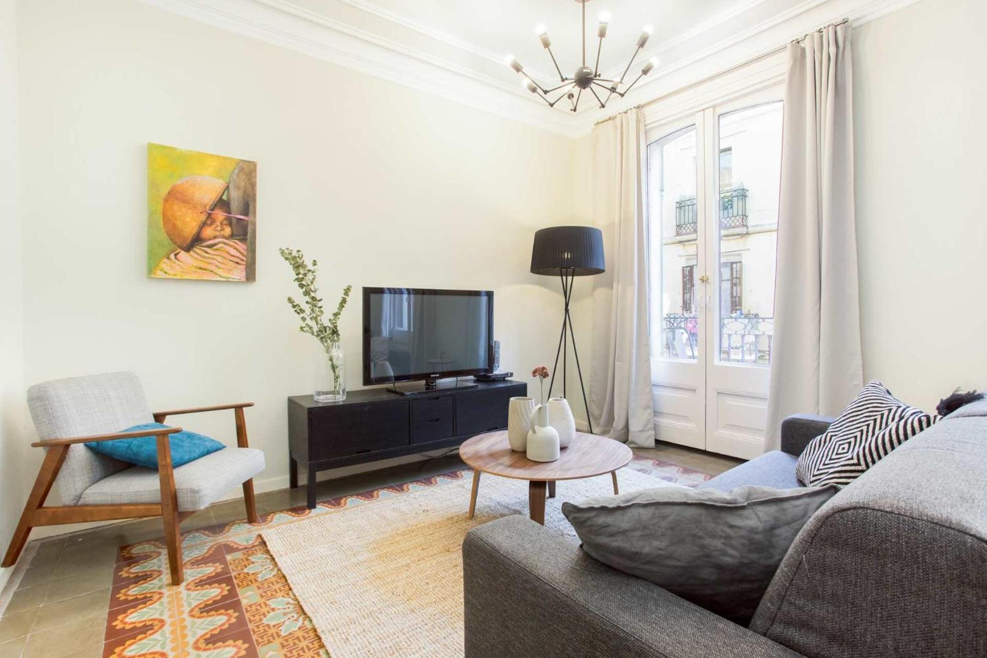 4bedroom With Balcony In Ramblas 1 1 Apartment Barcelona