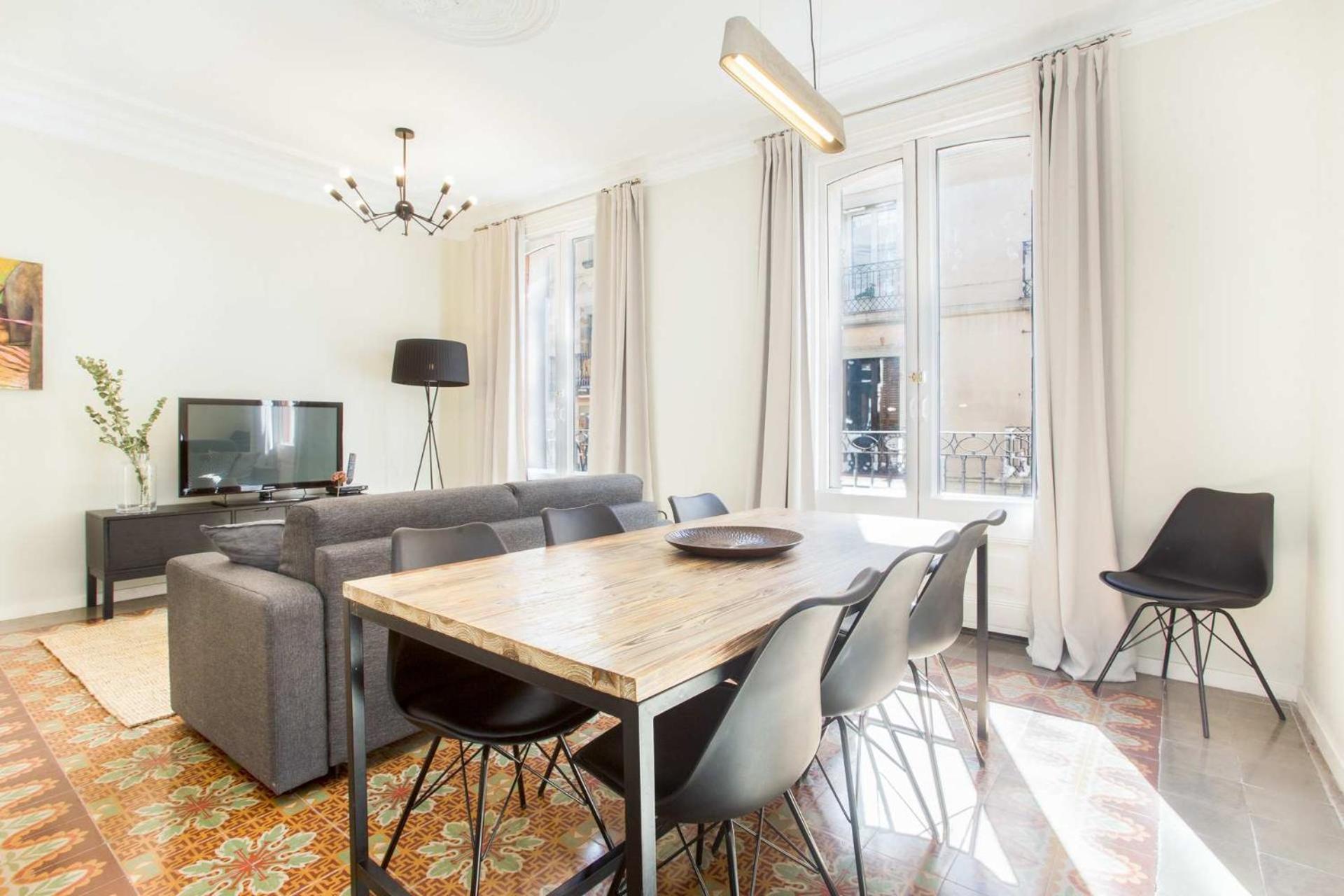 Apartment 4bedroom With Balcony In Ramblas 1 1 Barcelona